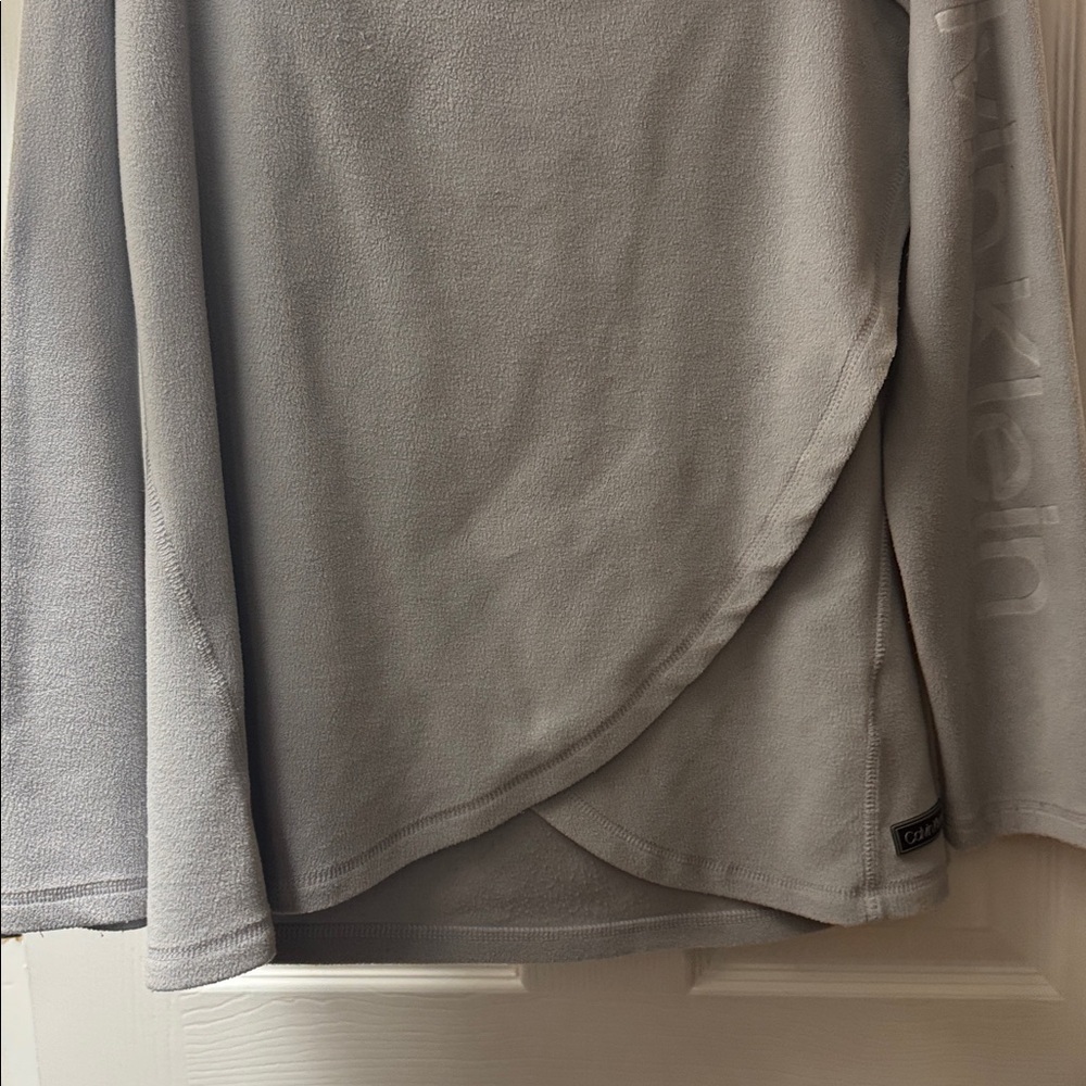 Calvin Klein Light Purple/Gray Sweater with Zipper Detail - Picture 5 of 9